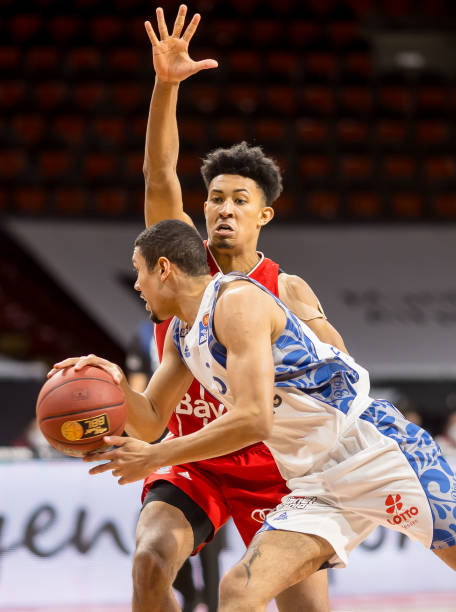 负起应有的 负起应有的